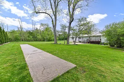 301 W Indian Creek Ct, Fox Point, WI 53217 - Photo 47