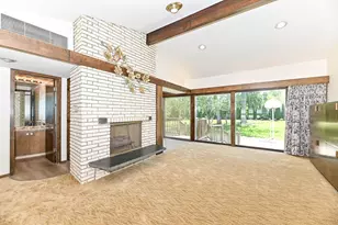 301 W Indian Creek Ct, Fox Point, WI 53217 - Photo 15