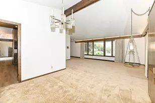 301 W Indian Creek Ct, Fox Point, WI 53217 - Photo 25