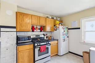 2350 S Lenox St, Milwaukee, WI 53207 - Photo 23