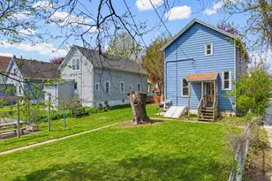 2350 S Lenox St, Milwaukee, WI 53207 - Photo 27