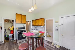 2350 S Lenox St, Milwaukee, WI 53207 - Photo 9