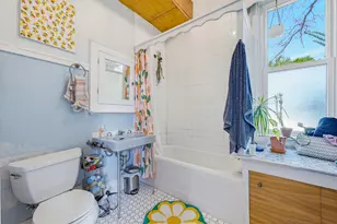 2350 S Lenox St, Milwaukee, WI 53207 - Photo 7