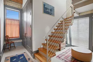 1945 N Bartlett Ave, Milwaukee, WI 53202 - Photo 23