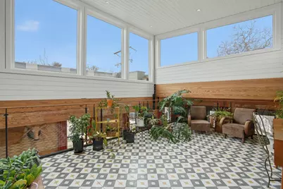 1945 N Bartlett Ave, Milwaukee, WI 53202 - Photo 25