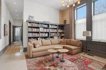 1945 N Bartlett Ave, Milwaukee, WI 53202 - Photo 33