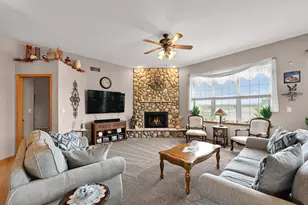 W125S8568 Country View Ct, Muskego, WI 53150 - Photo 5