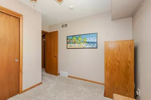 4123 N 95th St, Wauwatosa, WI 53222 - Photo 27