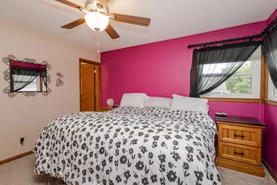 4123 N 95th St, Wauwatosa, WI 53222 - Photo 37