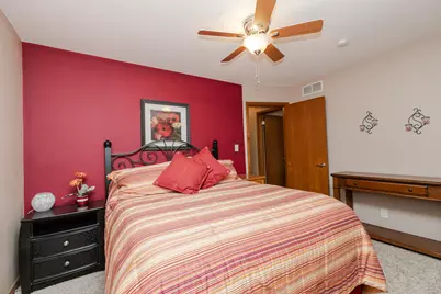 4123 N 95th St, Wauwatosa, WI 53222 - Photo 31