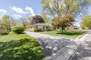 4123 N 95th St, Wauwatosa, WI 53222 - Photo 5