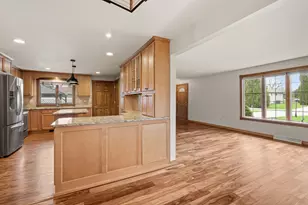4319 N 50th St, Sheboygan, WI 53083 - Photo 7