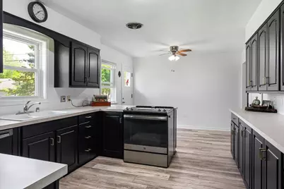 2115  Sisson Dr, La Crosse, WI 54601 - Photo 7