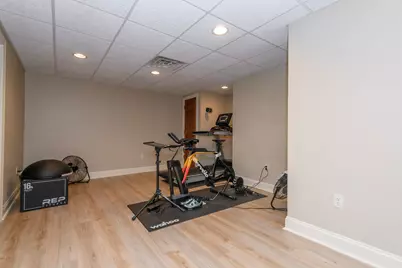 10935 N Oriole Ln, Mequon, WI 53092 - Photo 47
