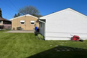 3506 Sheridan Rd, Kenosha, WI 53140 - Photo 15