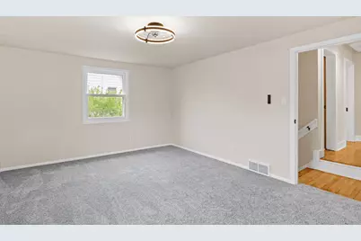 526  Pinetree Rd, Kohler, WI 53044 - Photo 19