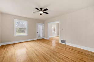 526 Pinetree Rd, Kohler, WI 53044 - Photo 3