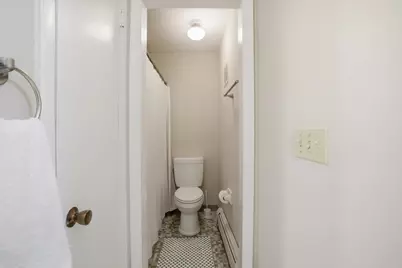 4075 S 84th St #4, Greenfield, WI 53228 - Photo 13