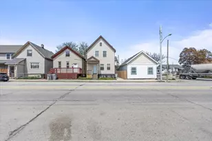 1004 W Mineral St, Milwaukee, WI 53204 - Photo 3