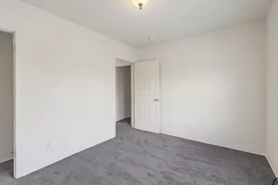 1004 W Mineral St, Milwaukee, WI 53204 - Photo 13