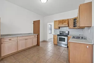 1004 W Mineral St, Milwaukee, WI 53204 - Photo 3