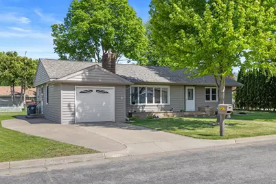 2247  Sisson Dr, La Crosse, WI 54601 - Photo 29
