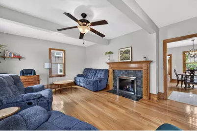 102 N Jefferson St, Racine, WI 53185 - Photo 5