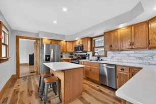 102 N Jefferson St, Racine, WI 53185 - Photo 7