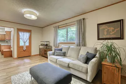 W141N5429  Van Buren Dr, Menomonee Falls, WI 53051 - Photo 19