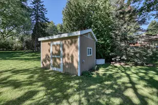 W141N5429 Van Buren Dr, Menomonee Falls, WI 53051 - Photo 43