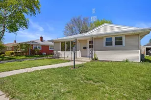 1514 22nd St, Kenosha, WI 53140 - Photo 3