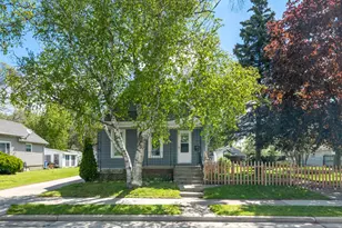 1416 Cedar St, Oshkosh, WI 54901 - Photo 25