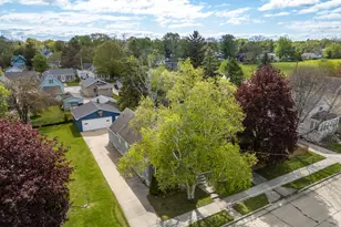 1416 Cedar St, Oshkosh, WI 54901 - Photo 39