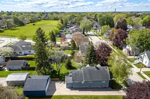 1416 Cedar St, Oshkosh, WI 54901 - Photo 47