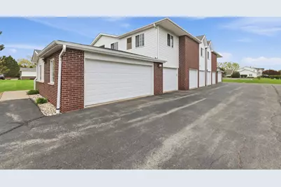 2775  11th Pl #812, Somers, WI 53140 - Photo 3
