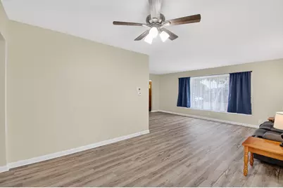 2300  Geneva St, Racine, WI 53402 - Photo 11