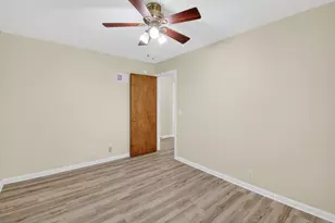 2300 Geneva St, Racine, WI 53402 - Photo 13