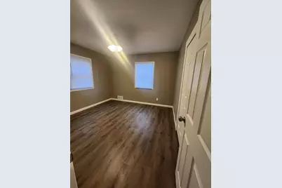 5075 N 50th St, Milwaukee, WI 53218 - Photo 5