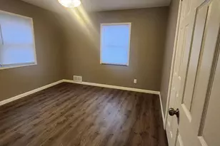 5075 N 50th St, Milwaukee, WI 53218 - Photo 5