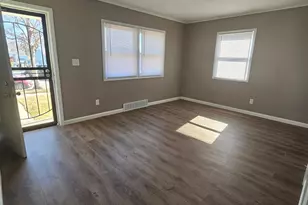 5075 N 50th St, Milwaukee, WI 53218 - Photo 3