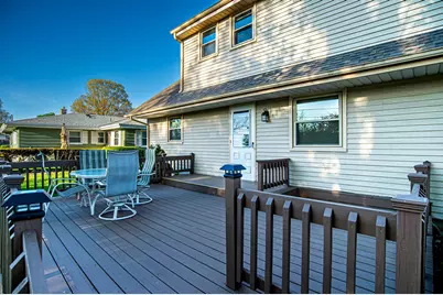 1432  Breeze Ter, Racine, WI 53406 - Photo 5