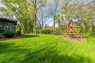 805 Lone Tree Rd, Elm Grove, WI 53122 - Photo 13