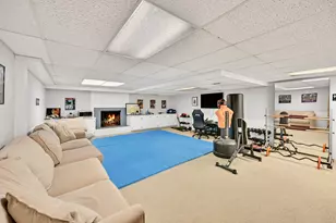 805 Lone Tree Rd, Elm Grove, WI 53122 - Photo 33