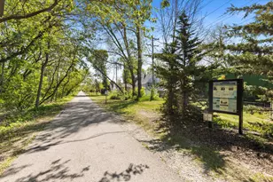 606 S 94th Pl, Milwaukee, WI 53214 - Photo 7