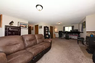 4107 Scarborough Dr, Richfield, WI 53076 - Photo 19