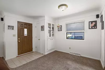 347  5th Ave, Onalaska, WI 54650 - Photo 3