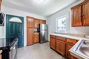 1438 S 95th St, West Allis, WI 53214 - Photo 21