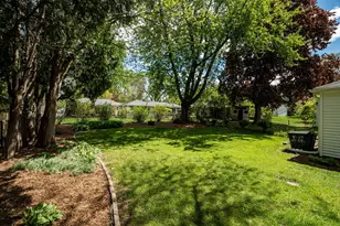 610 N 99th St, Wauwatosa, WI 53226 - Photo 33