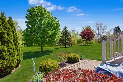 2307  Silver Fox Ct, Waukesha, WI 53188 - Photo 37