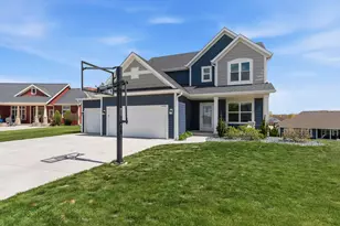 1650 Spruce St, Port Washington, WI 53074 - Photo 3